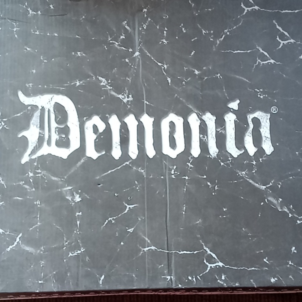 Demonia platform boots